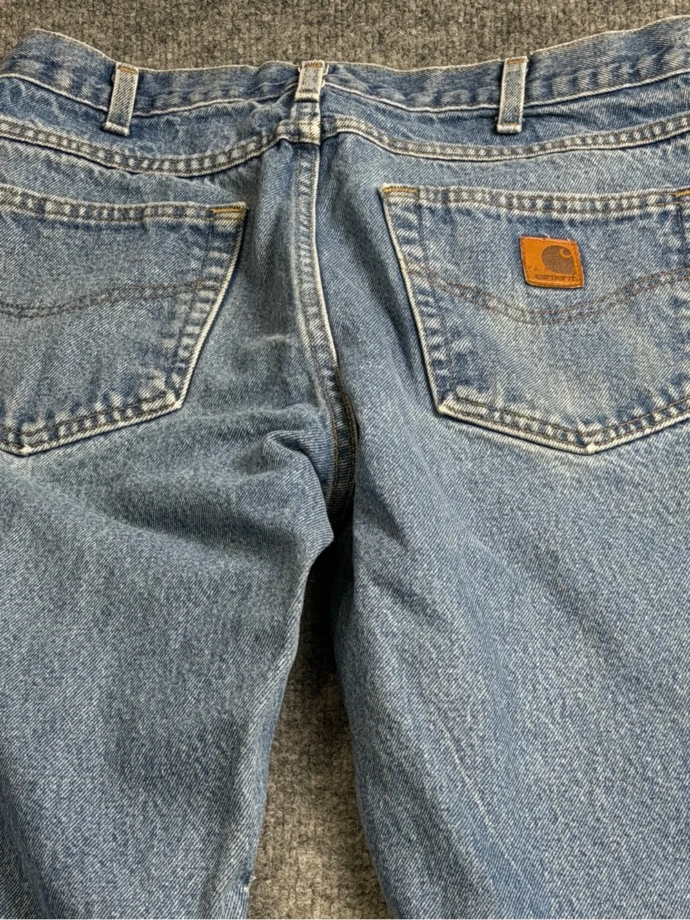 Vintage Carhartt Mens Distressed Blue Denim Jeans Tapered Leg Medium Wash 32x32